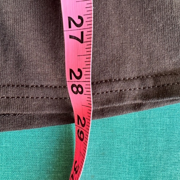 NWT DELTA PRO WEIGHT Me? Sarcastic? Never. Black Short Sleeve T White Letters M - Picture 6 of 6